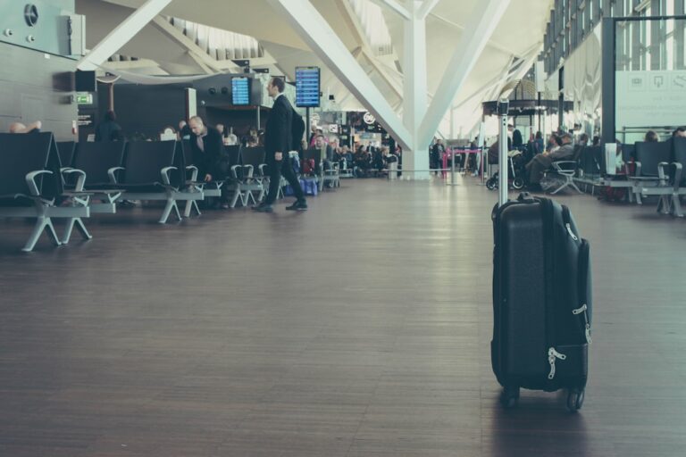 How to Choose the Best Luggage for Your Travel Needs